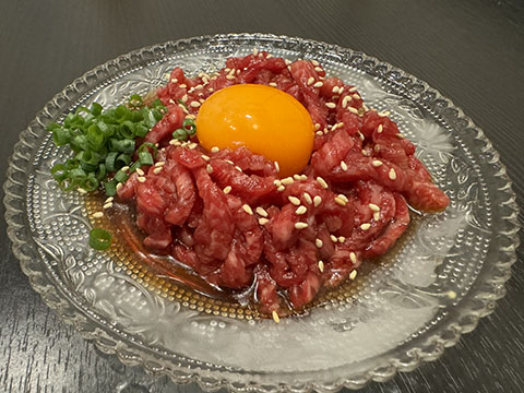 飛騨牛炭火焼肉中々