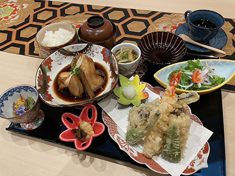 和食遊膳　縁楽