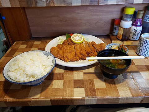 とんかつ　真花