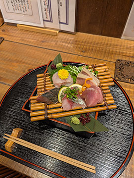 和食堂藍の天彩