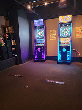 Darts  Bar  Butterfly 