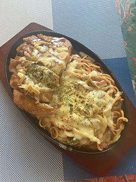 イタリアンレストラン　トリコローレ