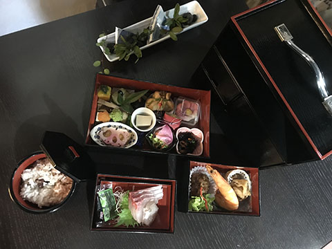 百笑屋