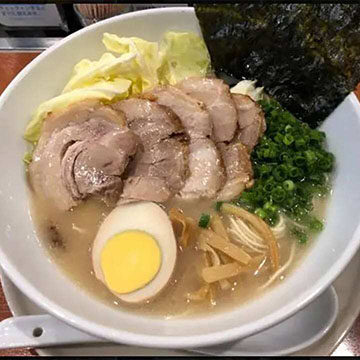 ぶたの旨味らーめん とんくる