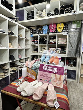 スリッパ専門店Tomy’s