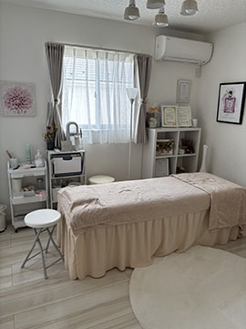Natural face salon lino
