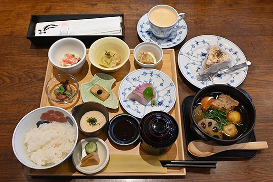 食堂カフェ金魚堂