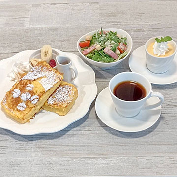 Cafe With a Will