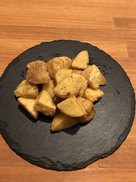 KAMEOKA FOOD kitchen 