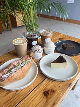 Little BAY coffee & ice cream