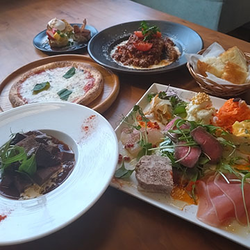 幻の…lasagna+dining