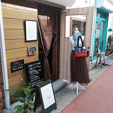 Cocoan アジアの手しごと かごと布
