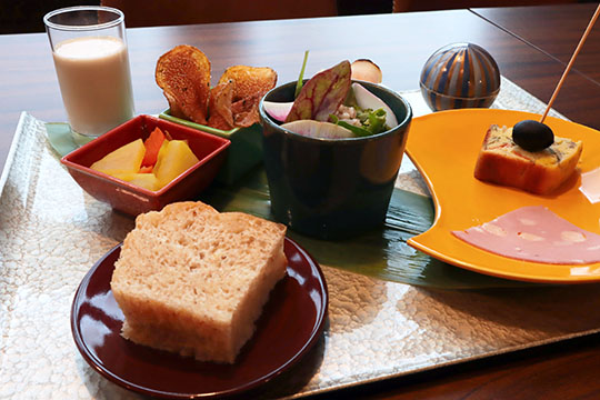よね屋