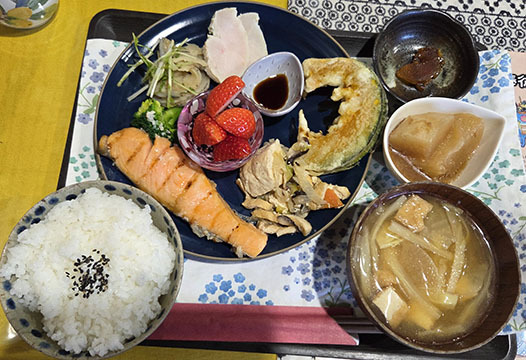 愉吉夢詩工房「畑食堂」
