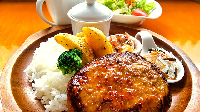 創作厨房びすとろあむーる