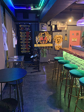 ＢＡＲ　ＴＯＲＡ
