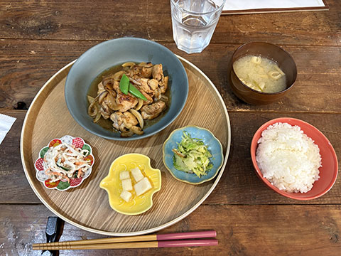 ご飯と雑貨　てとて食堂