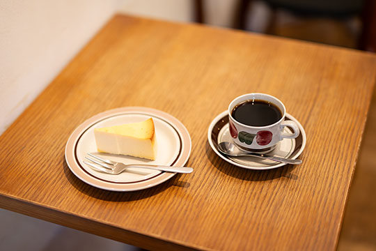 GLOBE COFFEE