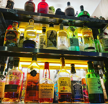 85bar+kitchen