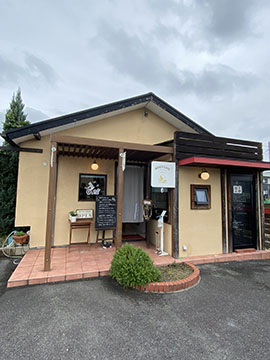 WOODY  CAFE