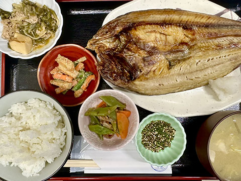 そらとうみ食堂