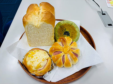 パン工場ふっくら亭