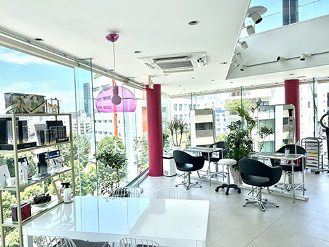 Betty hair salon