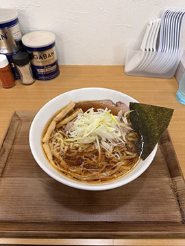 たつ之也