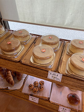 手作りパンの店チロル